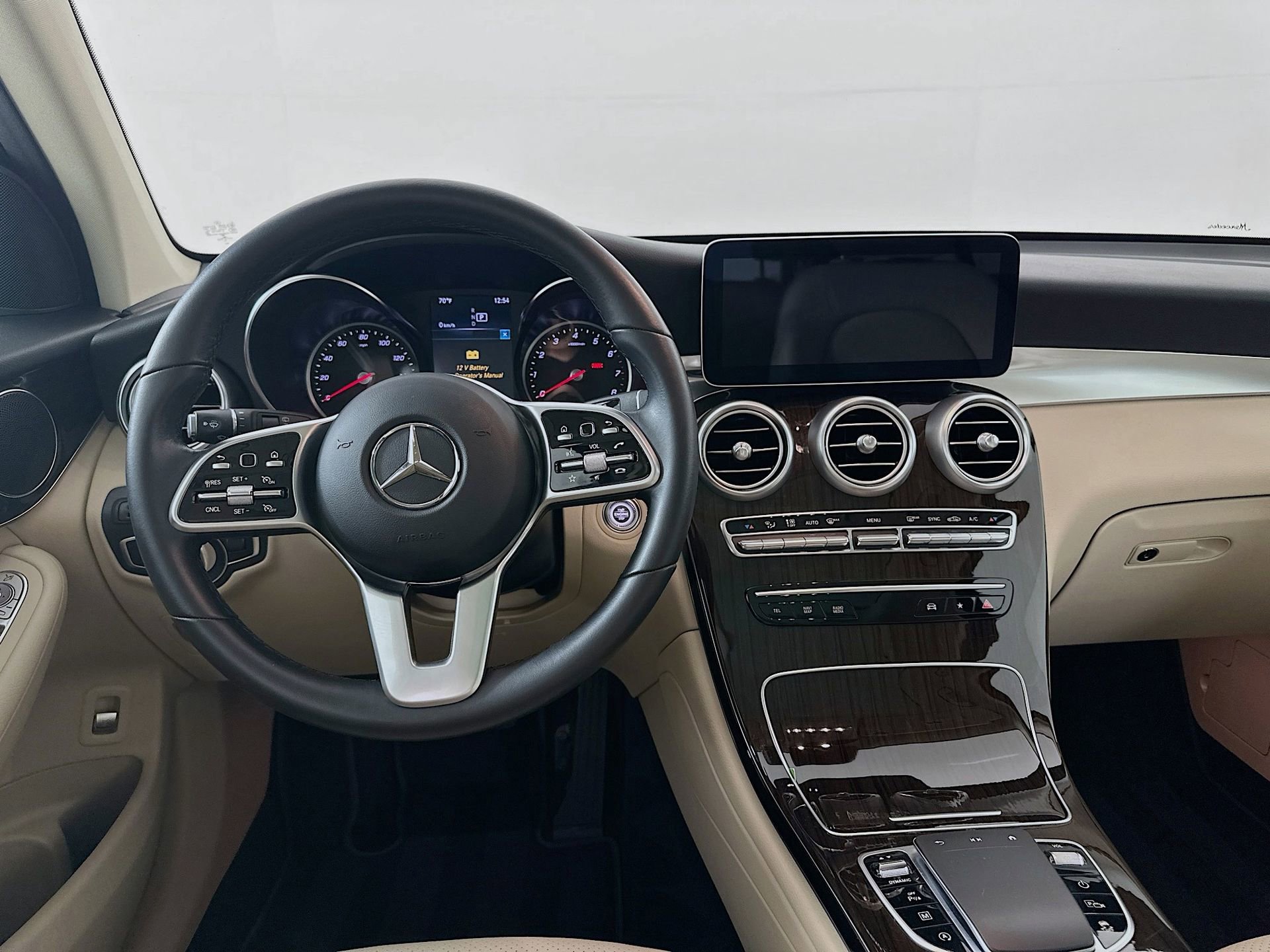 Used 2022 Mercedes-Benz GLC 300 image 23