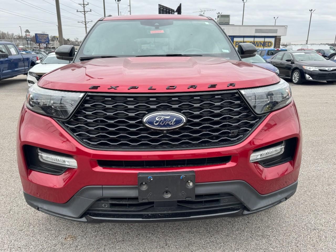 Used 2020 Ford Explorer ST w/ ST Street Pack image 9