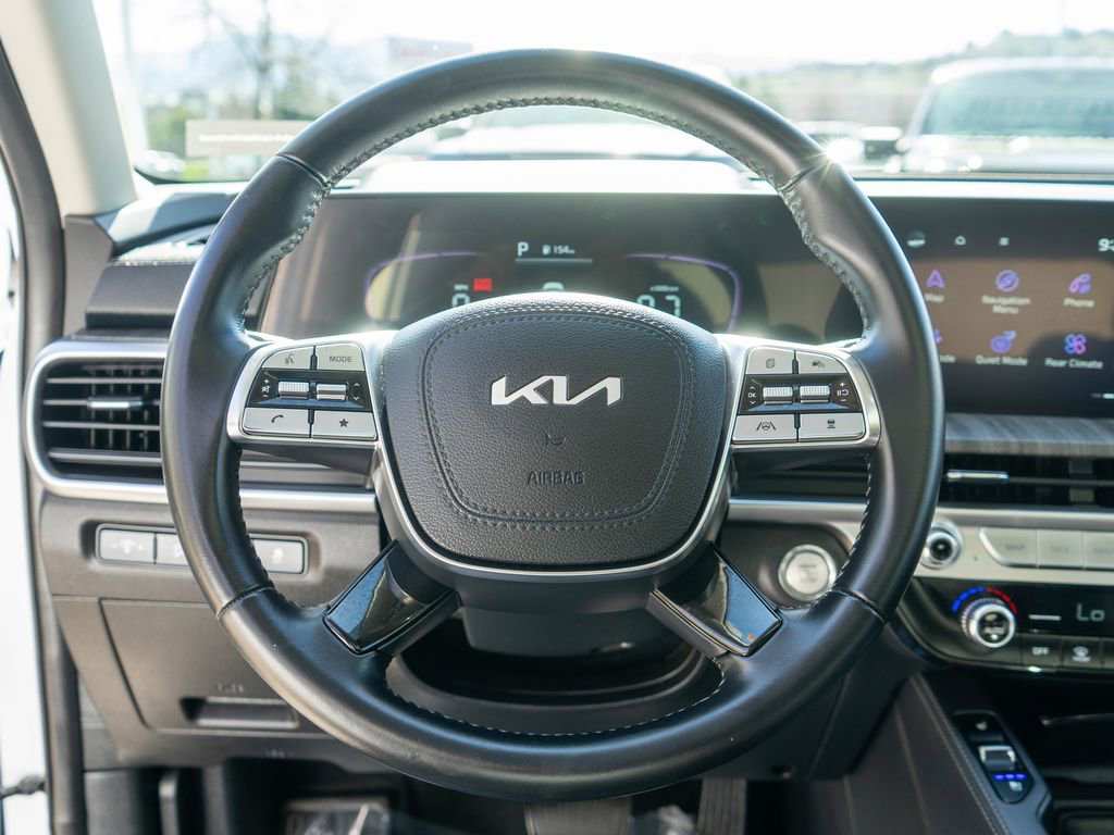 Certified 2023 Kia Telluride EX w/ EX Captain's Chair Package FWD image 17