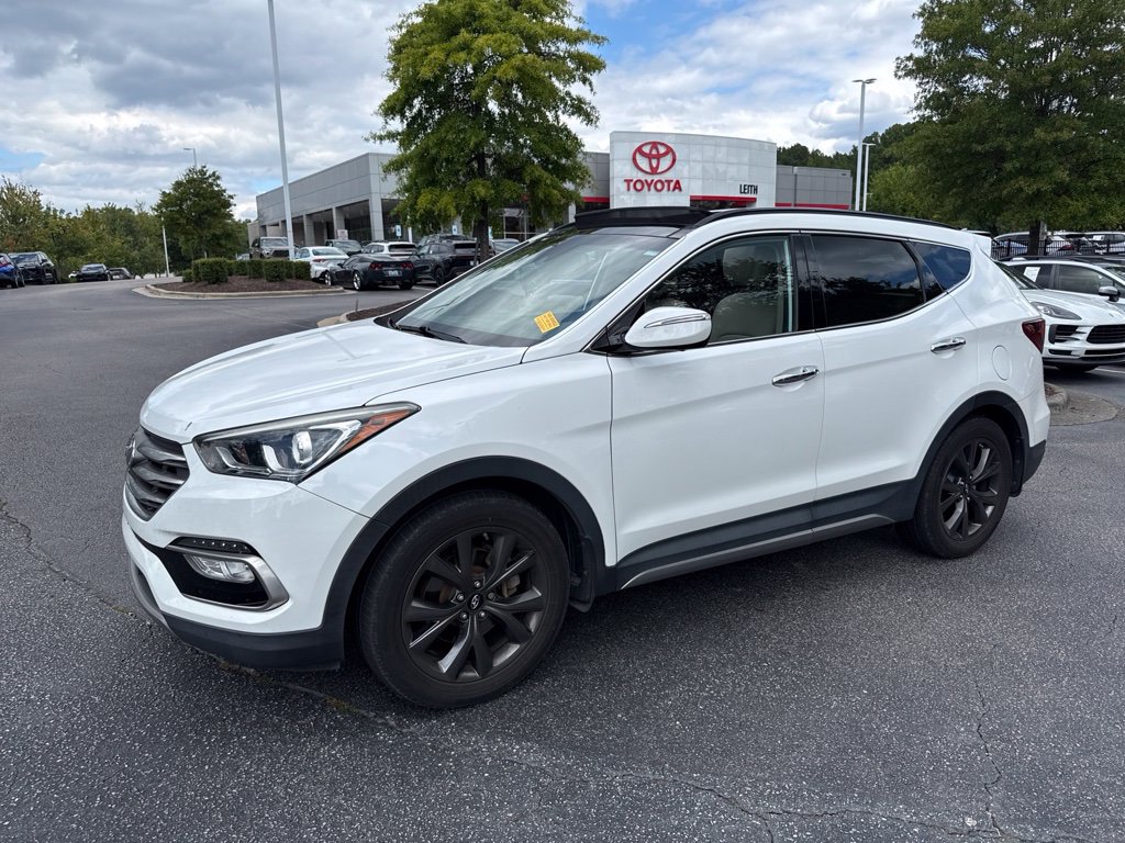 Used 2017 Hyundai Santa Fe Sport w/ 2.0T Ultimate Tech Package 05