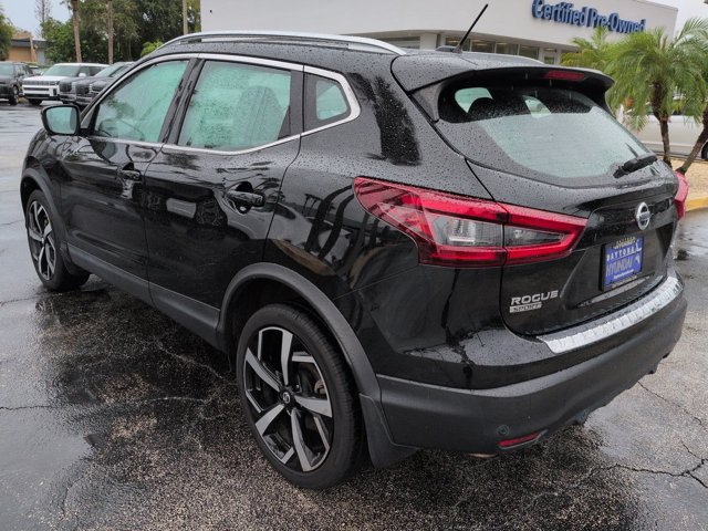 Used 2022 Nissan Rogue Sport SL AWD/4WD image 6