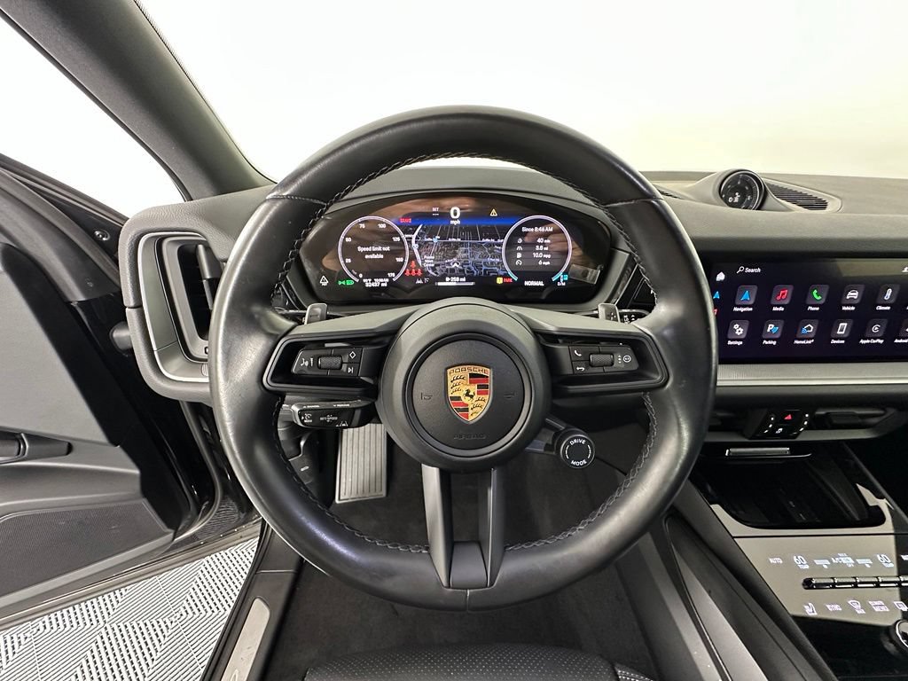 Certified 2024 Porsche Cayenne AWD/4WD image 21