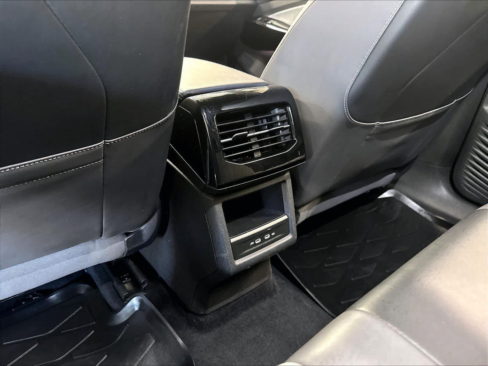 Used 2023 Volkswagen ID.4 Pro RWD image 13