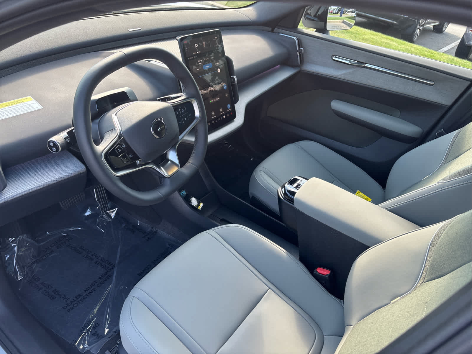 Used 2026 Volvo EX30 Cross Country Ultra w/ Protection Package Premier AWD/4WD image 17