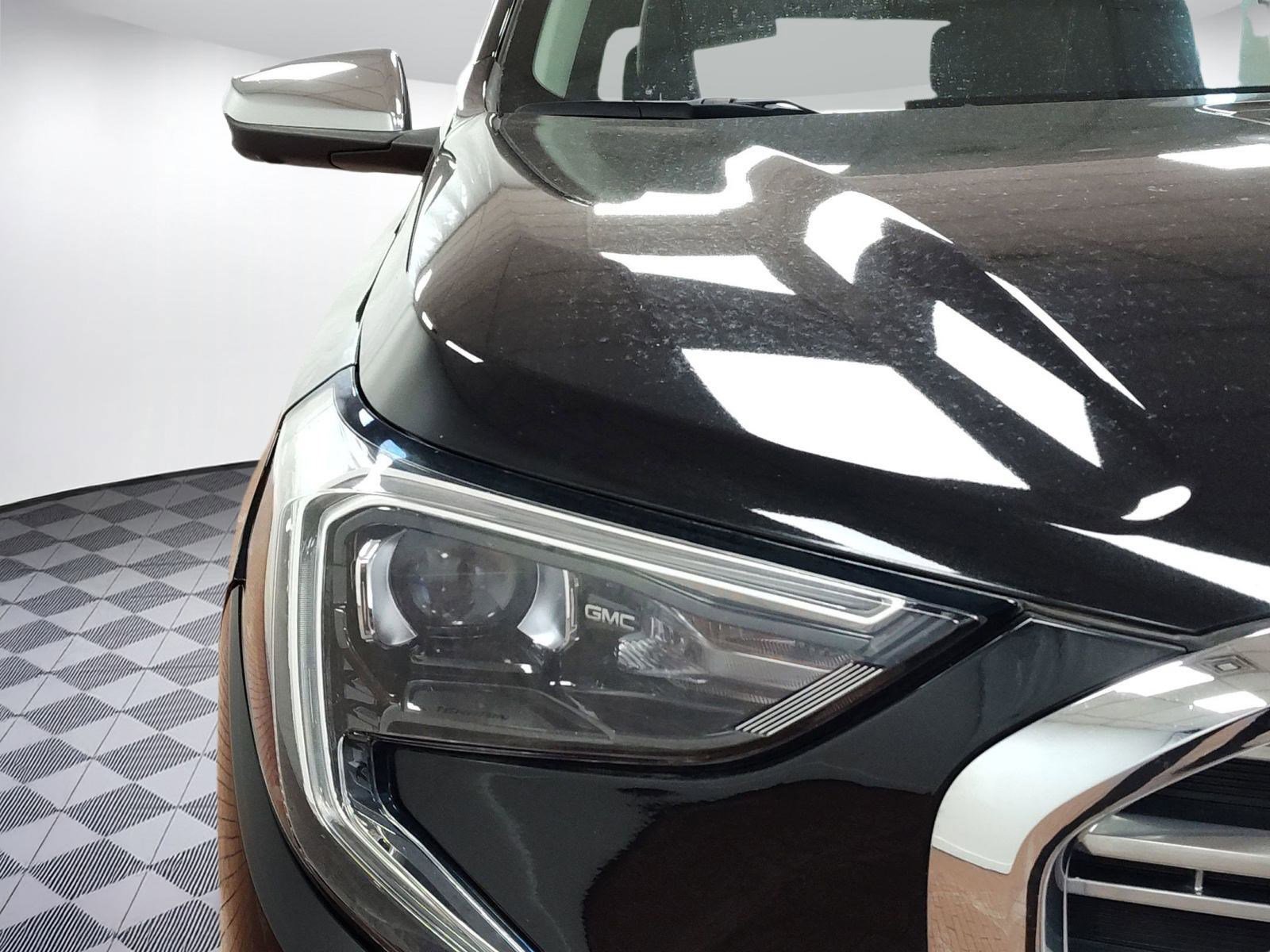 Used 2020 GMC Terrain Denali w/ Denali Premium Package image 9