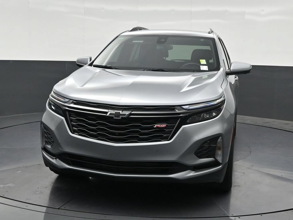 Used 2024 Chevrolet Equinox RS w/ RS Leather Package FWD image 9