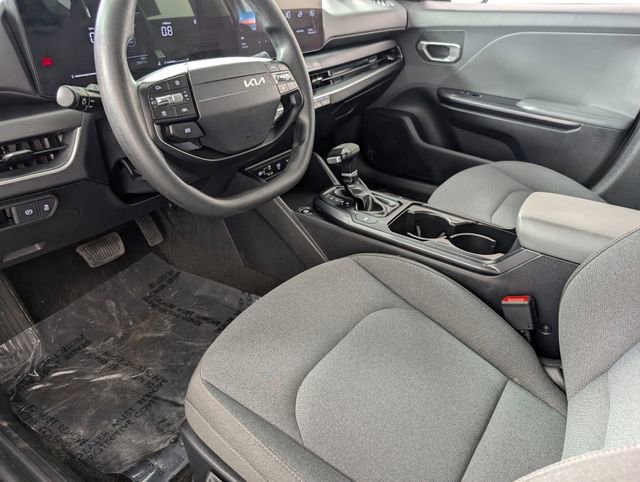 Used 2025 Kia K4 LXS image 12