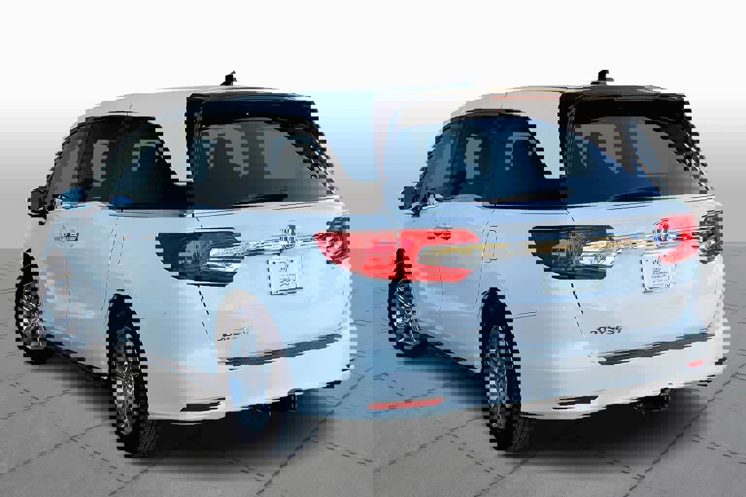 Used 2018 Honda Odyssey EX-L image 11