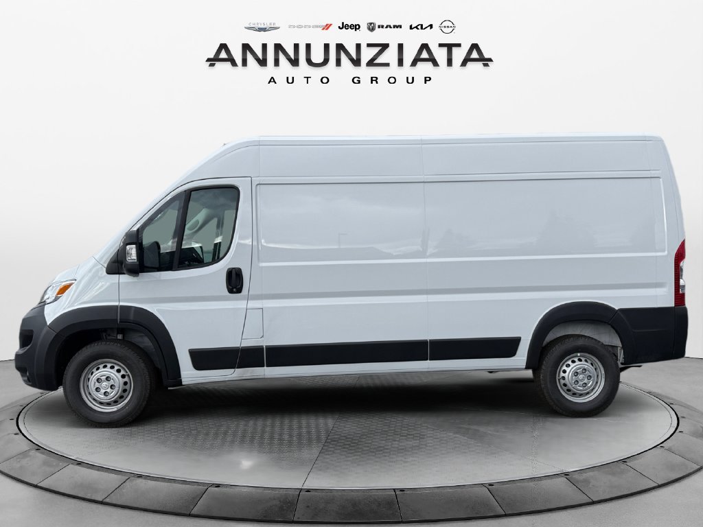 Used 2026 RAM ProMaster 3500 w/ Premium Convenience Group FWD image 2
