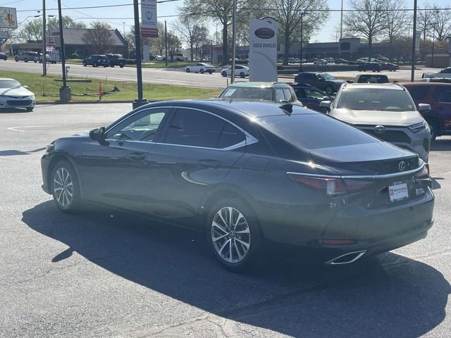 Used 2023 Lexus ES 350 w/ Accessory Package (Z2) image 4