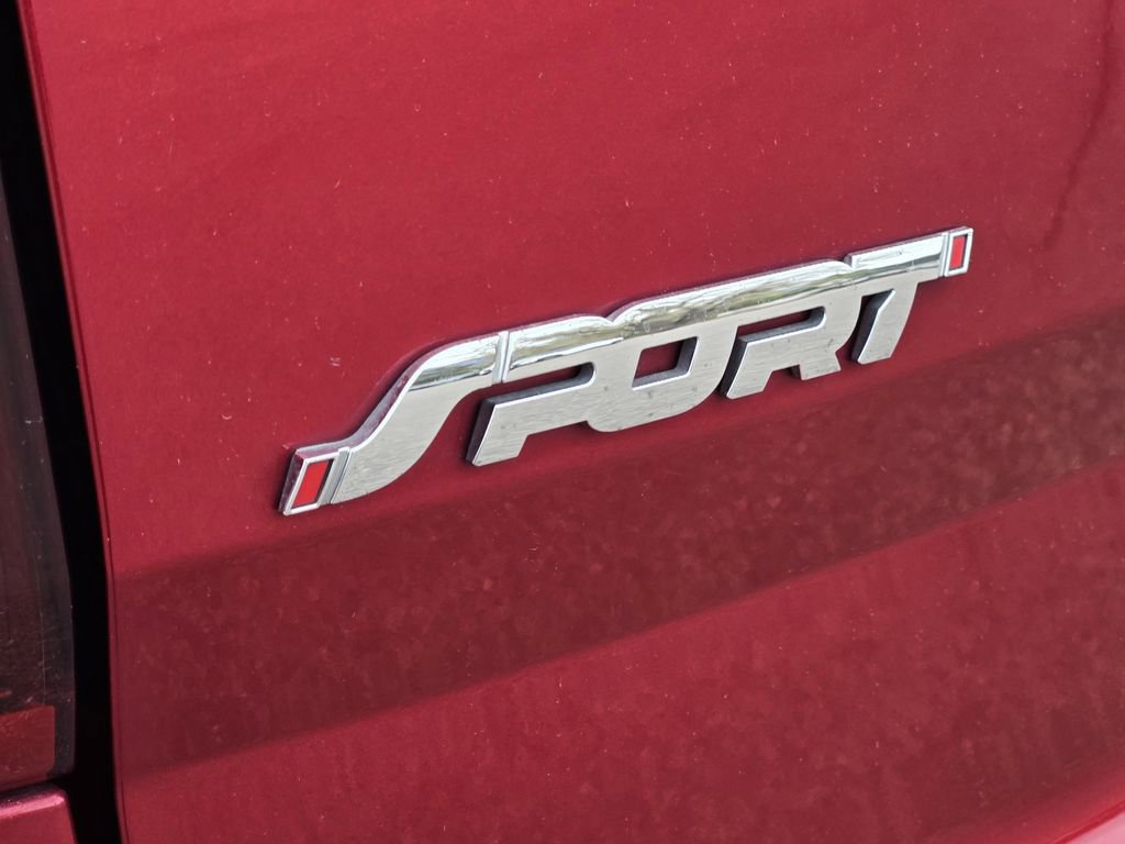 Used 2013 Ford Explorer Sport image 13