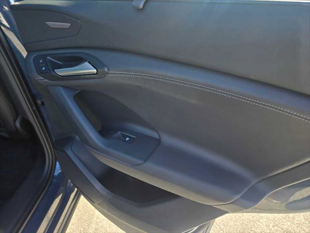 Used 2025 Audi Q6 e-tron Prestige image 14