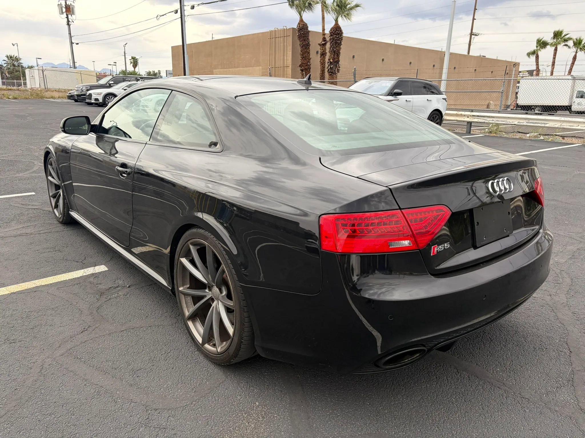 Used 2015 Audi RS 5 Coupe w/ Black Optic Plus Package image 5