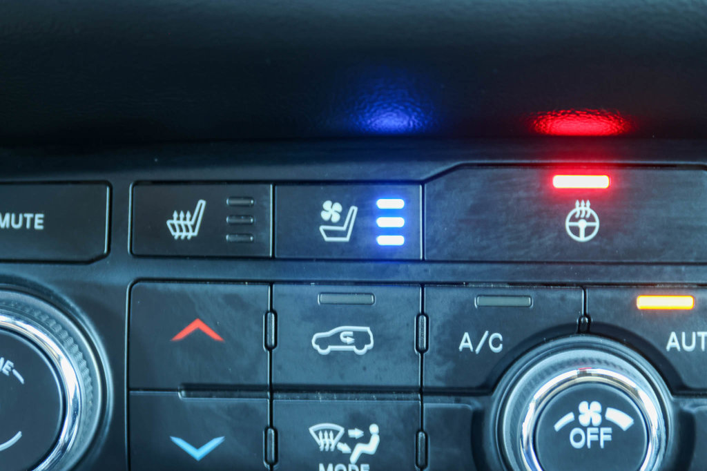 Used 2024 Dodge Durango GT RWD image 27