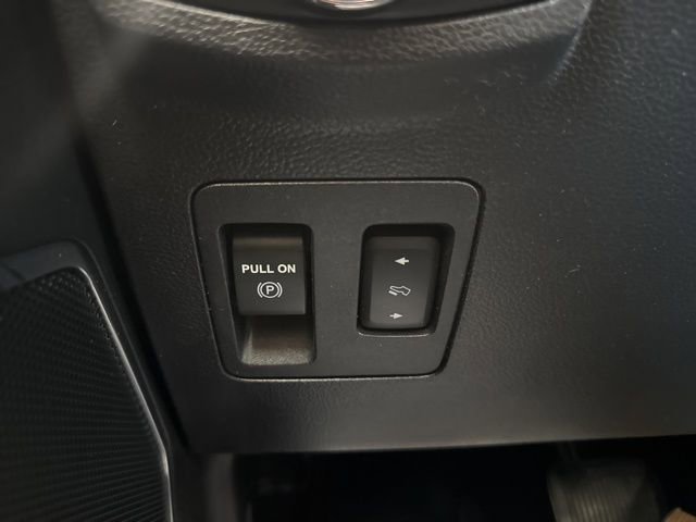 Used 2018 Ford F150 Platinum w/ Equipment Group 701A Luxury AWD/4WD image 37