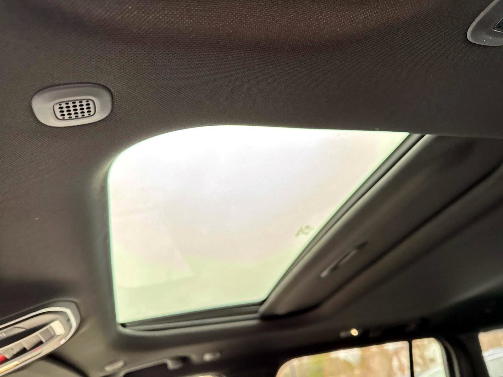 New 2026 Jeep Grand Cherokee Altitude image 12