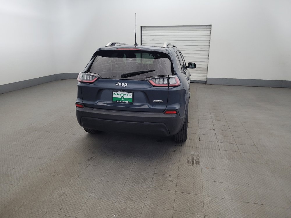 Used 2019 Jeep Cherokee Latitude w/ Popular Appearance Group FWD image 7