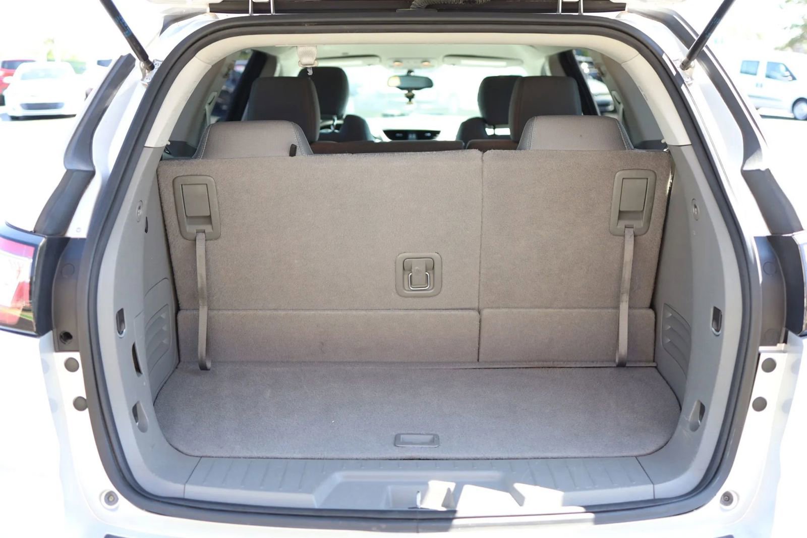 Used 2017 Chevrolet Traverse LS FWD image 30