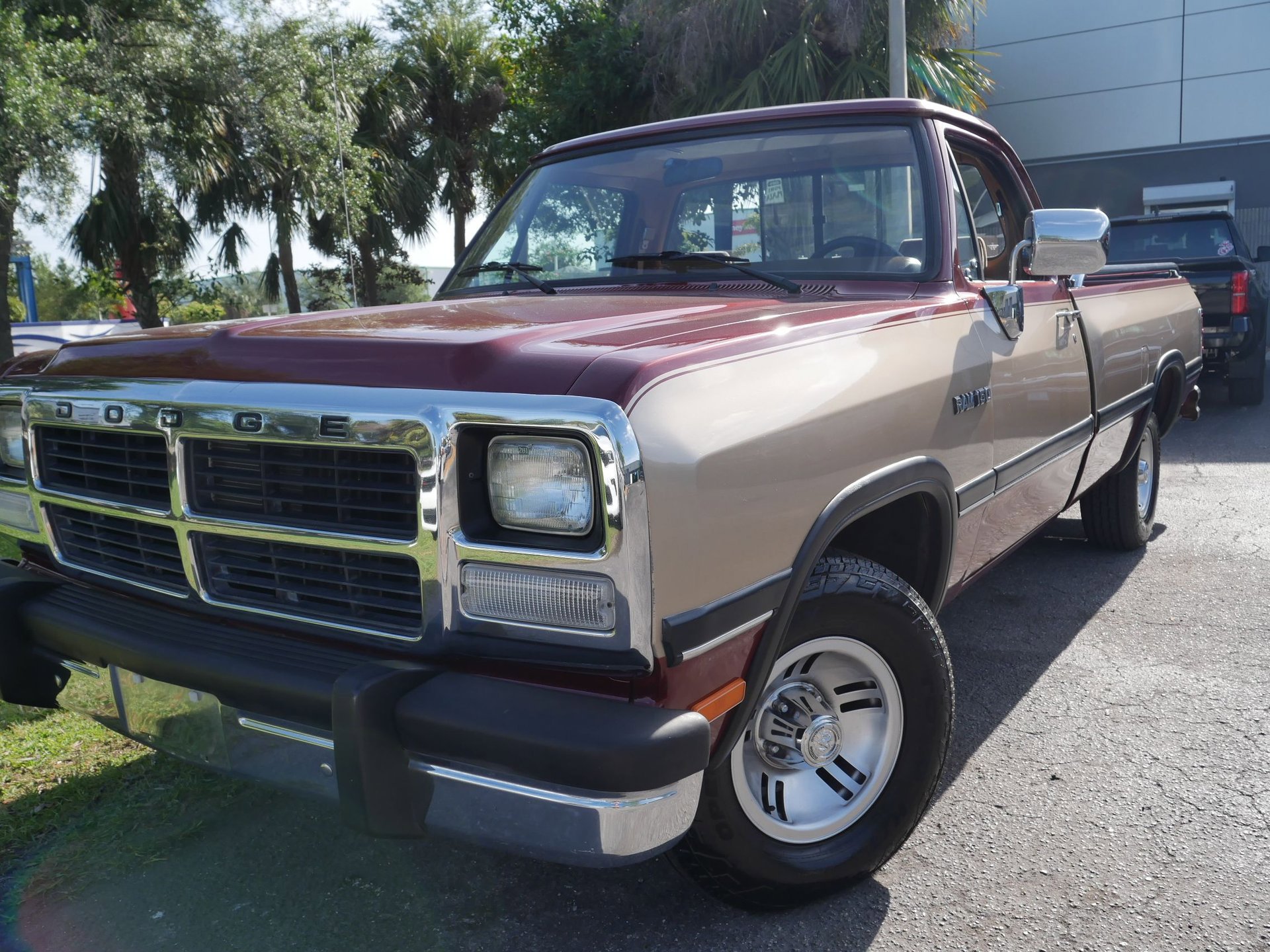 Used 1992 Dodge D/W Truck 150 RWD image 28