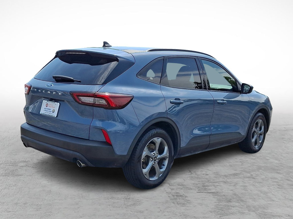 Used 2025 Ford Escape ST-Line FWD image 5