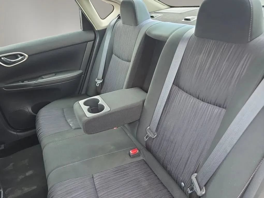 Used 2019 Nissan Sentra SV w/ Special Edition Package FWD image 41