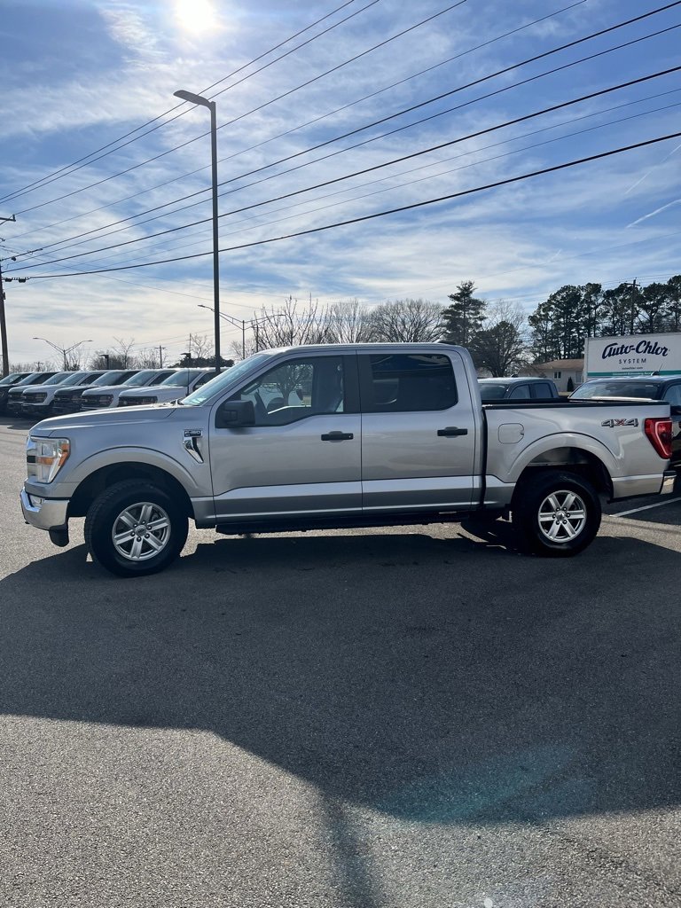 Used 2022 Ford F150 XLT w/ Trailer Tow Package image 4