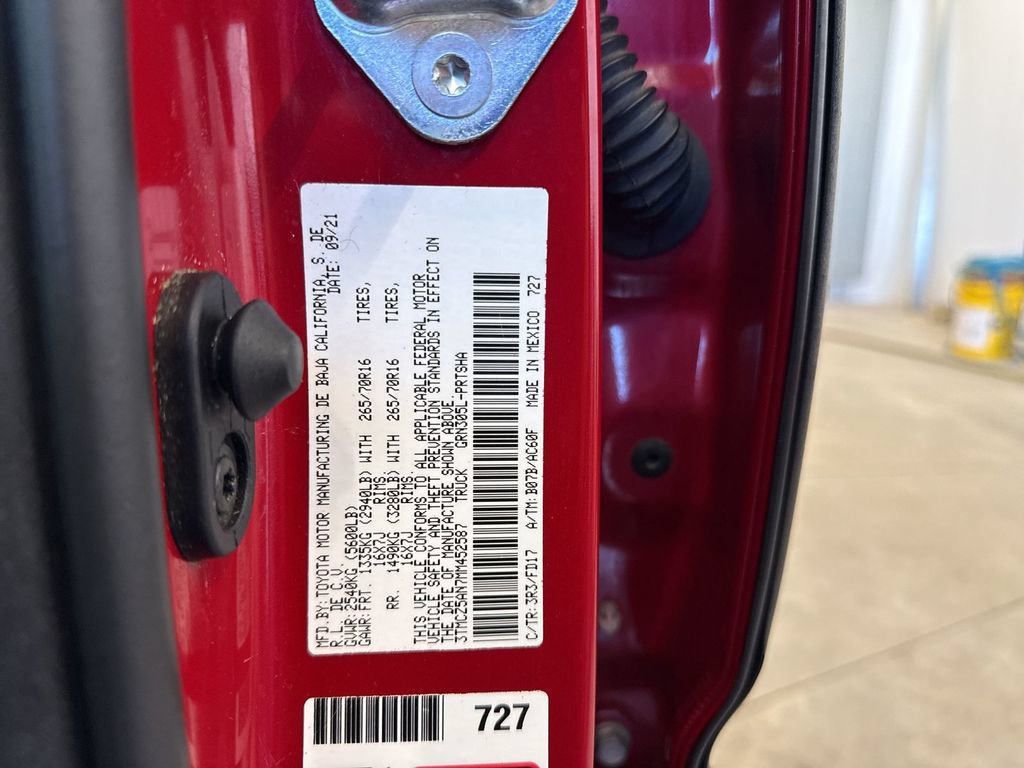 Used 2021 Toyota Tacoma TRD Off-Road AWD/4WD image 19