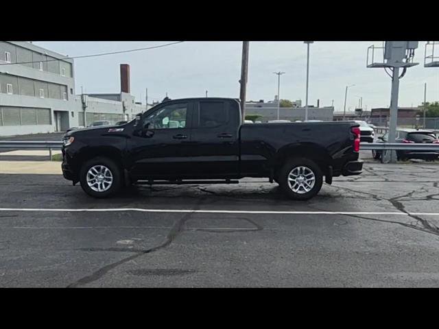 Used 2022 Chevrolet Silverado 1500 RST image 5