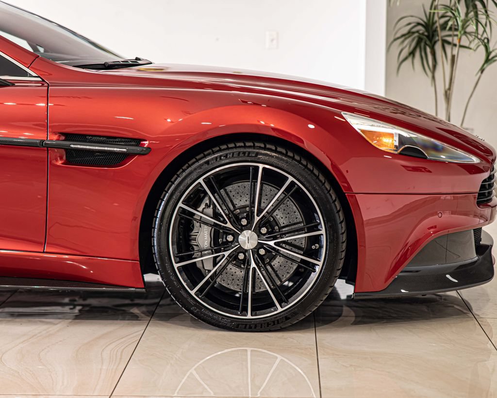 Used 2014 Aston Martin Vanquish Coupe RWD image 10