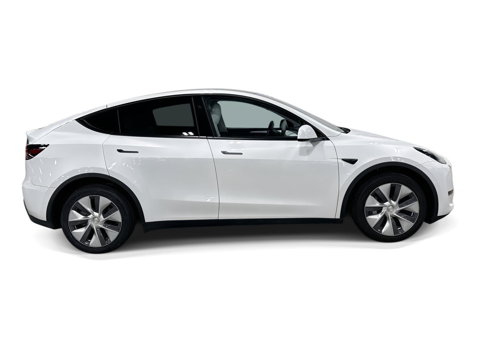 Certified 2023 Tesla Model Y Long Range AWD/4WD image 7