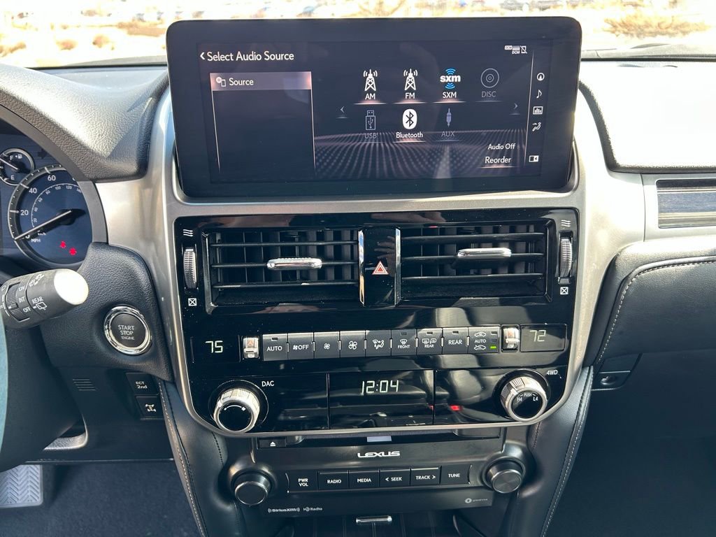 Used 2023 Lexus GX 460 Premium w/ Premium Package image 18