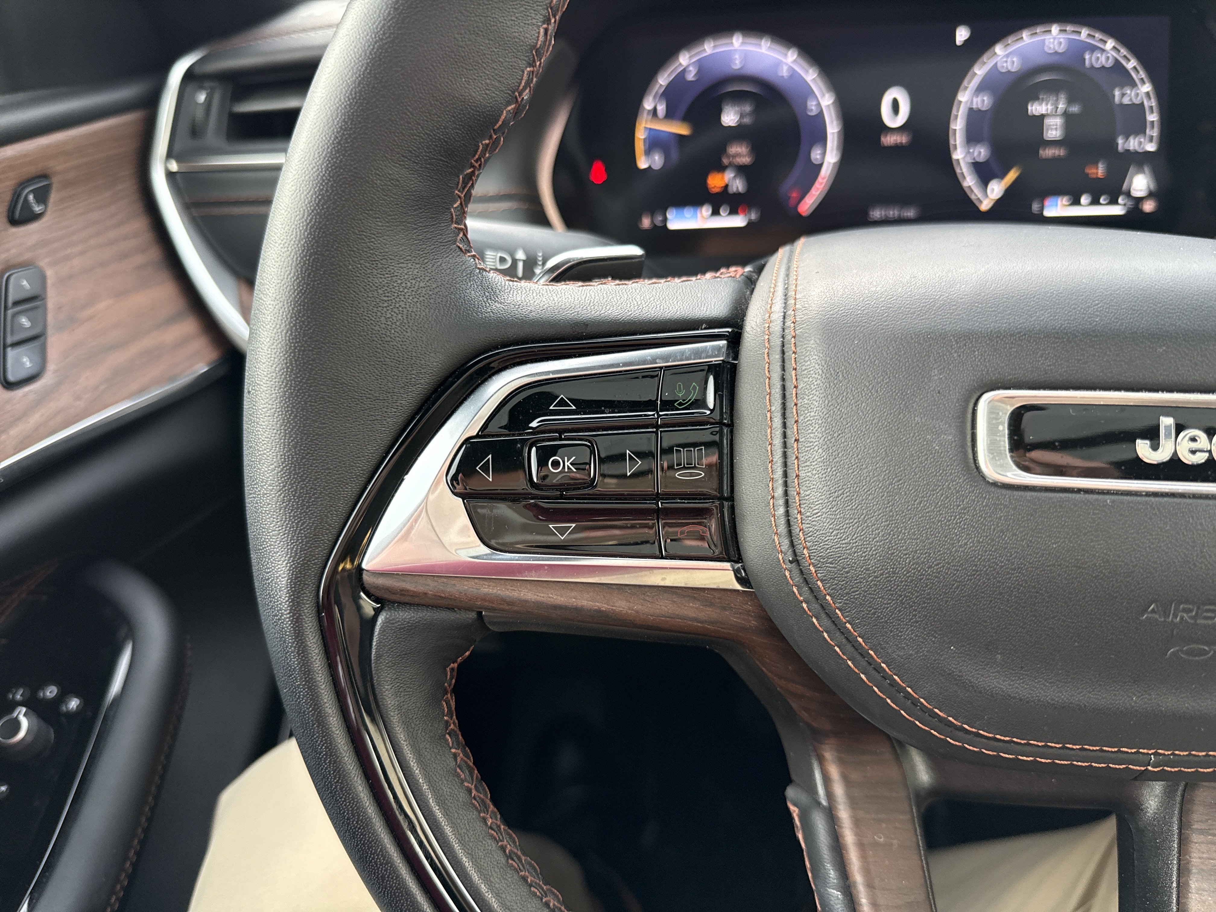 Used 2022 Jeep Grand Cherokee L Summit w/ Advanced Protech Group IV image 16