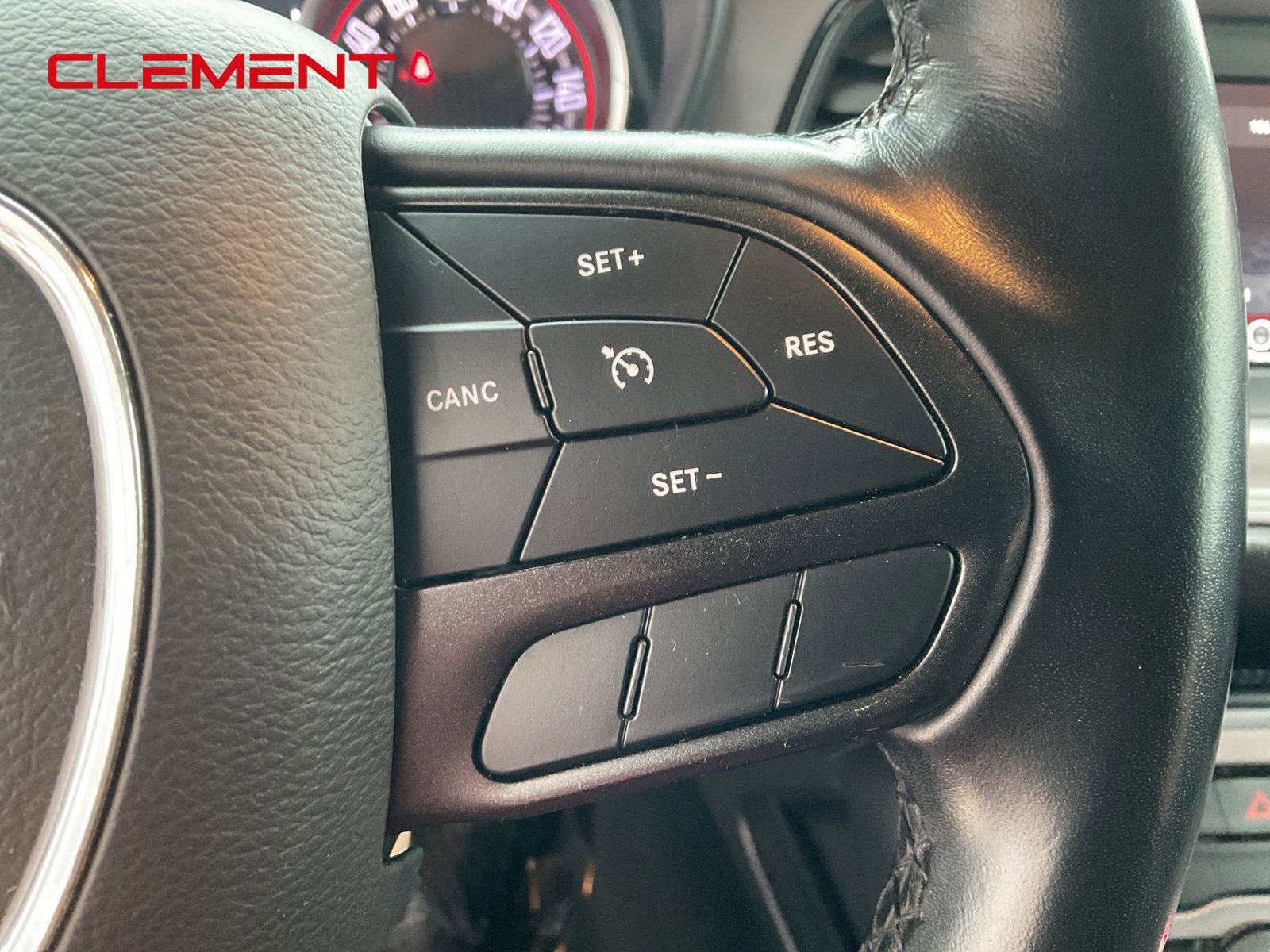 Used 2023 Dodge Challenger SXT image 8