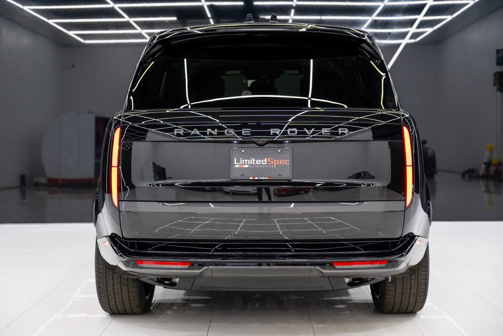 Used 2026 Land Rover Range Rover Long Wheelbase SE image 15