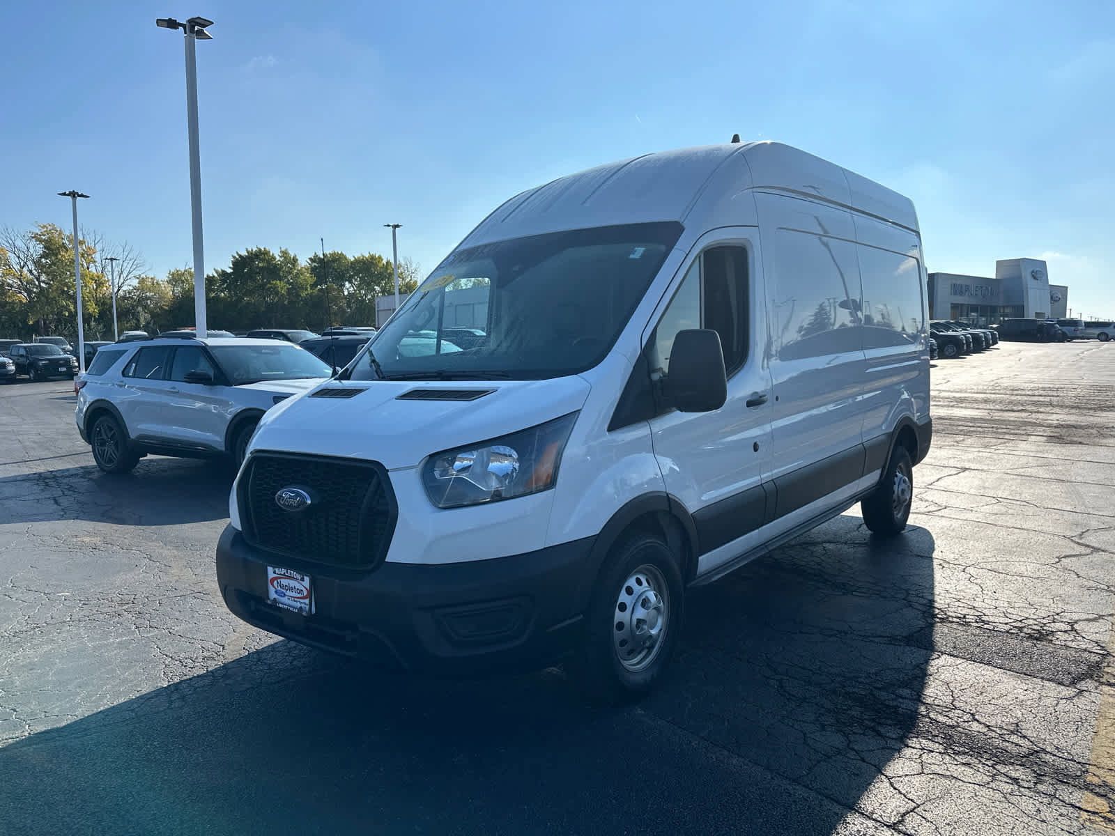 Used 2023 Ford Transit 250 148 High Roof AWD image 4