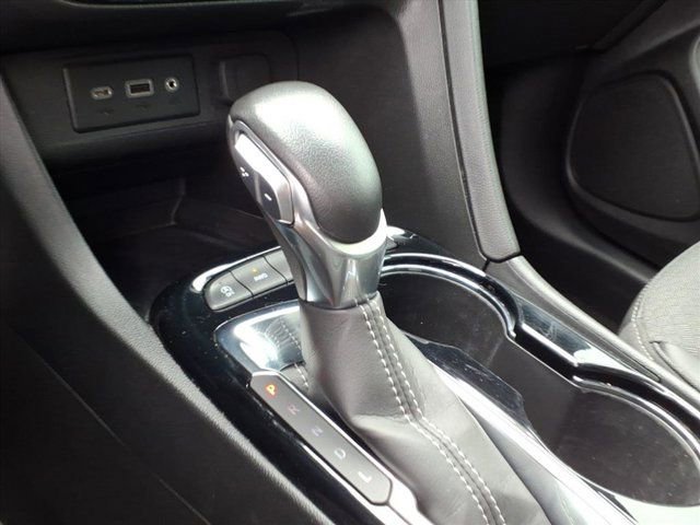 Used 2023 Buick Encore GX Select w/ Sport Touring Package image 15