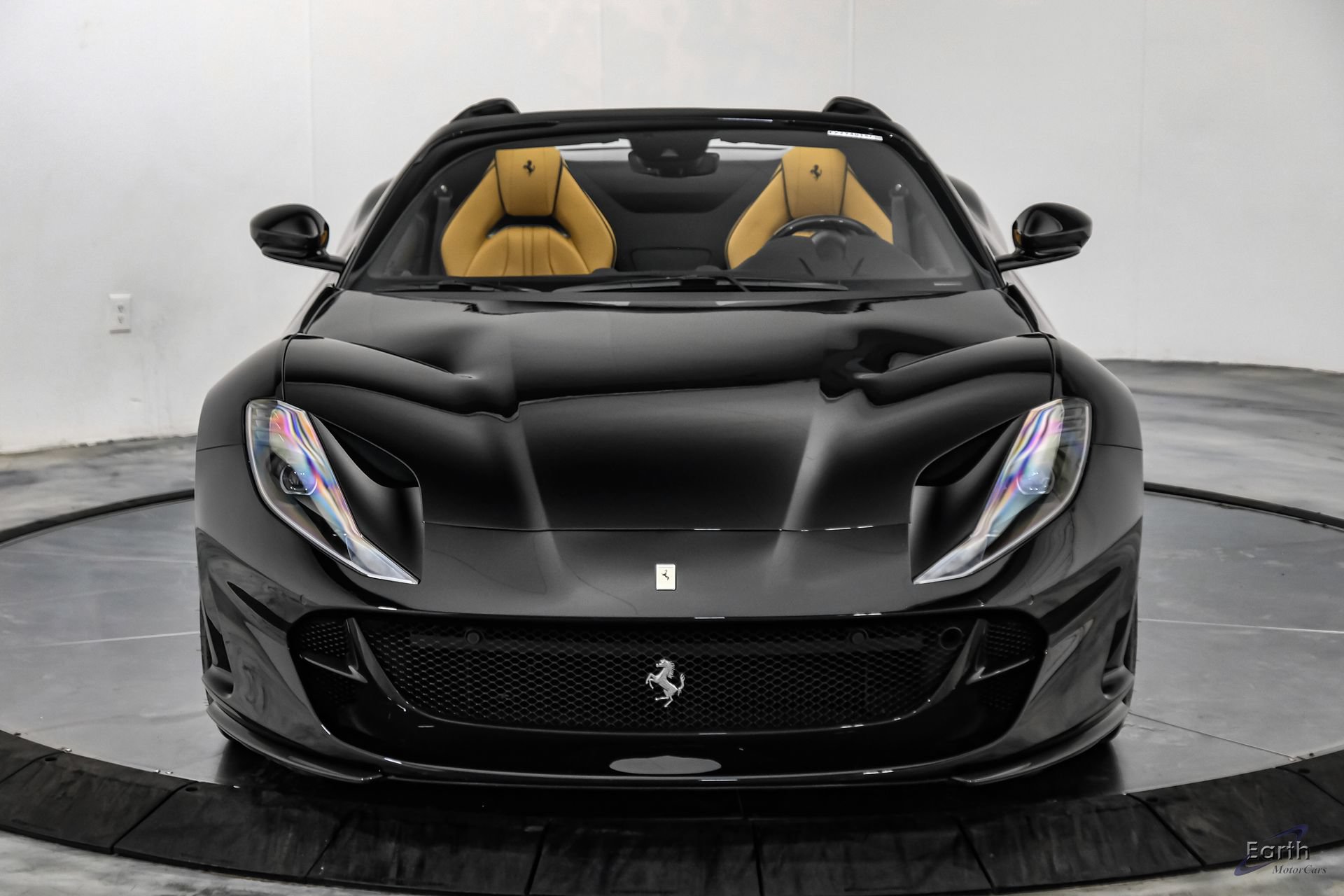 Used 2022 Ferrari 812 GTS RWD image 38