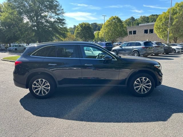 Used 2023 Mercedes-Benz GLC 300 image 4