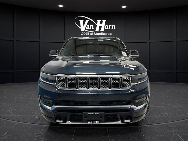 Used 2024 Jeep Grand Wagoneer Series III w/ HD Trailer Tow Package AWD/4WD image 8