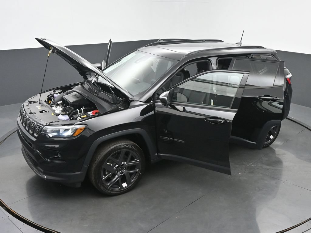 New 2026 Jeep Compass Limited w/ Sun, Sound & Navigation Group AWD/4WD image 61