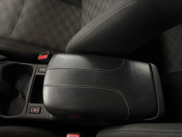 Used 2018 Nissan Rogue Sport SV w/ SV All-Weather Package image 45