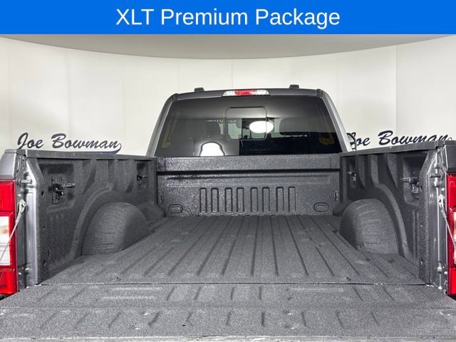 Used 2022 Ford F250 XLT w/ XLT Premium Package image 9
