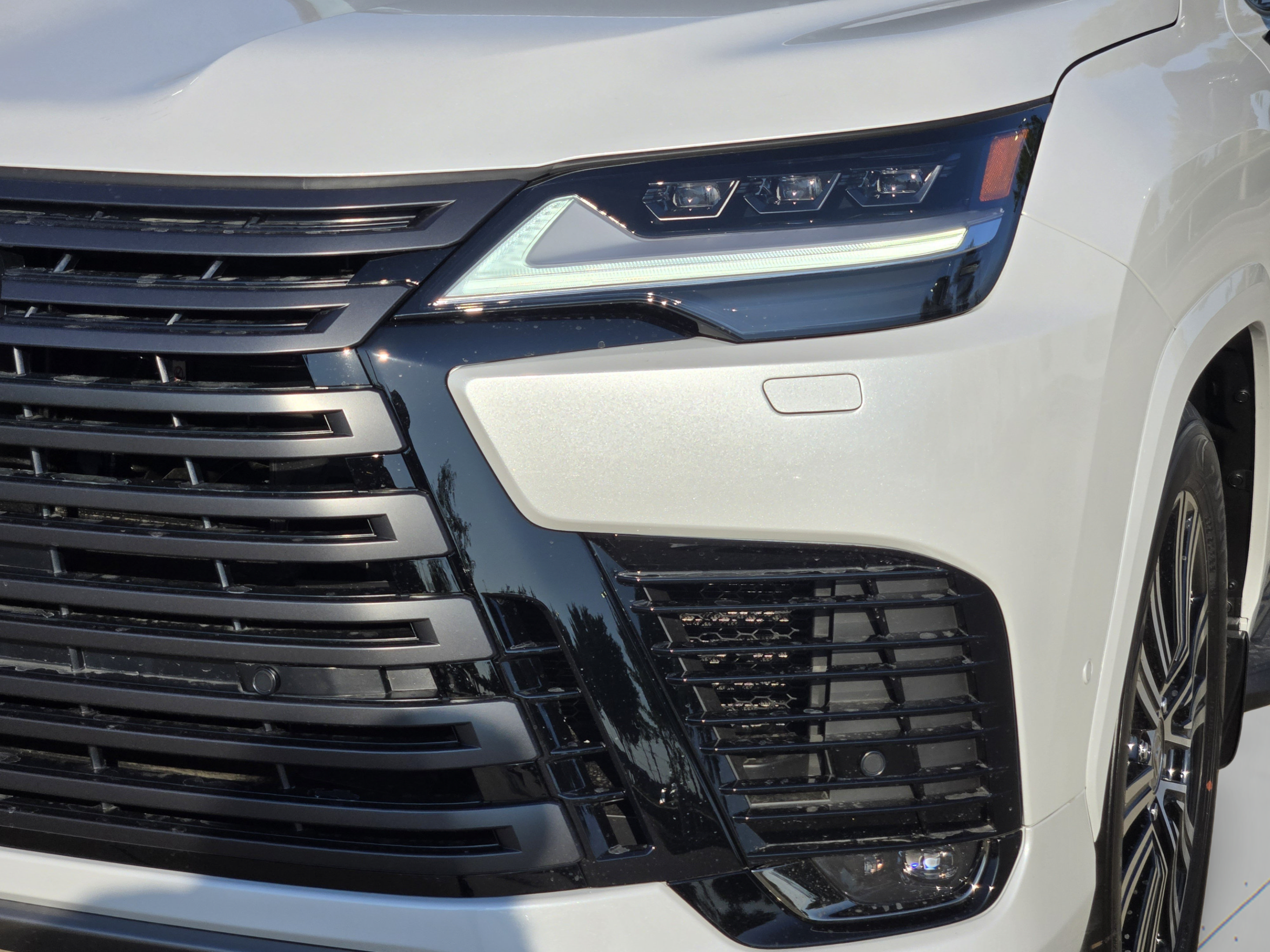 New 2026 Lexus LX 700h Luxury AWD/4WD image 22