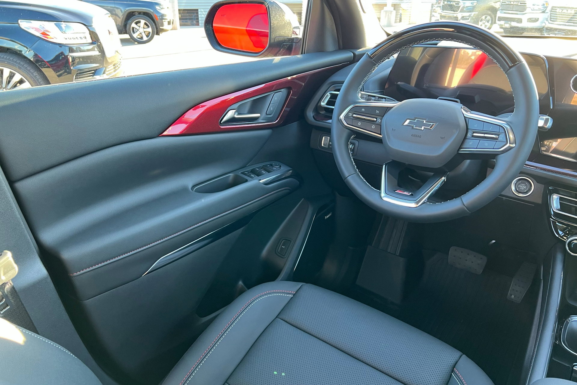 New 2026 Chevrolet Traverse Z71 w/ Enhanced Driving Package image 12