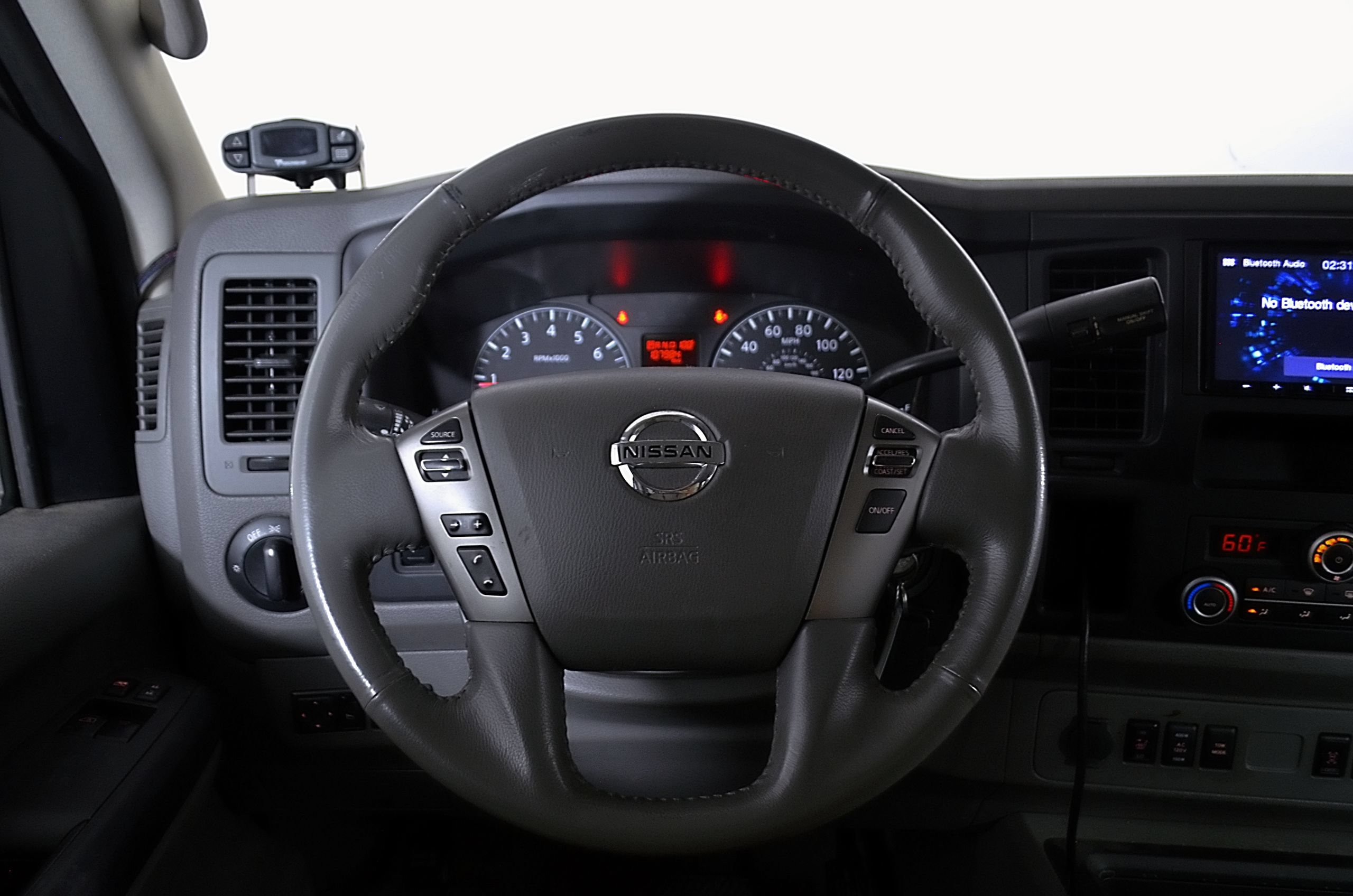 Used 2017 Nissan NV 3500 SL RWD image 27