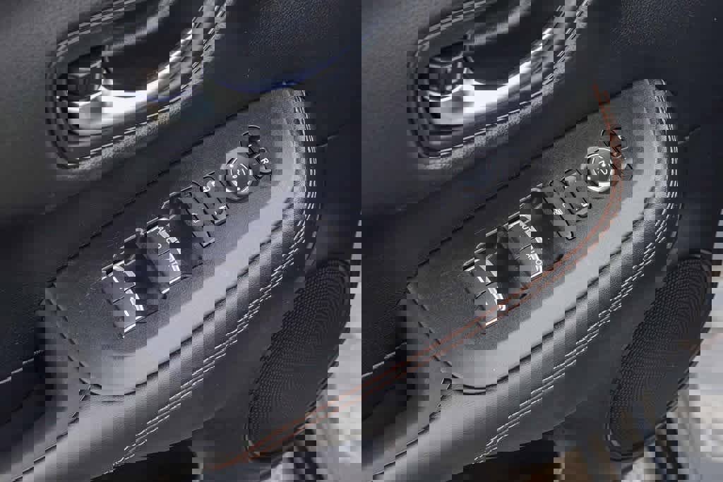 Used 2024 Honda HR-V Sport image 20