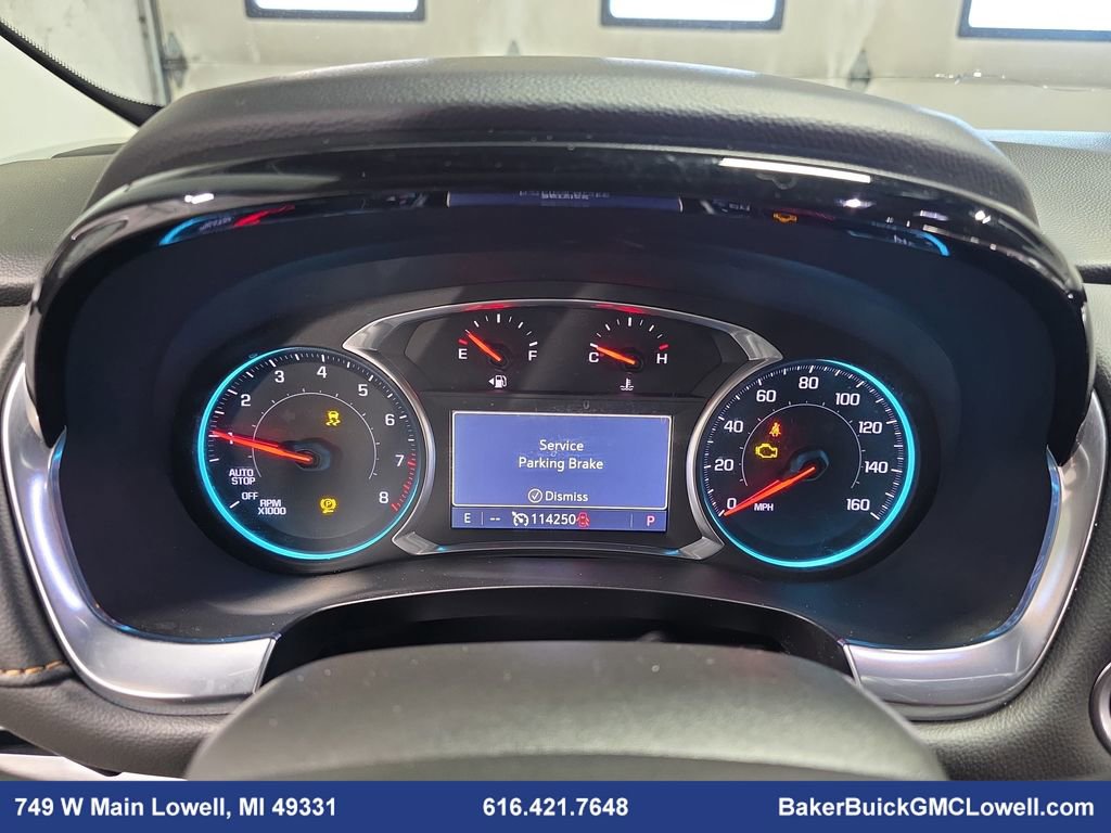 Used 2020 Chevrolet Traverse LT w/ Driver Confidence II Package image 21