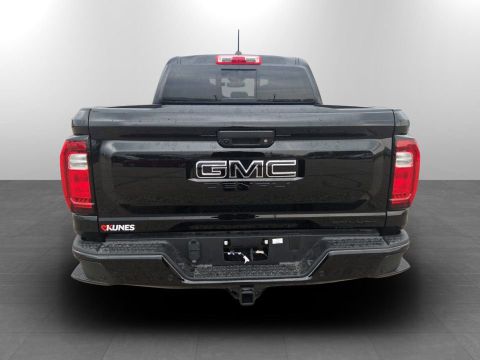 New 2026 GMC Canyon Denali w/ LPO, Denali Black Edition image 8