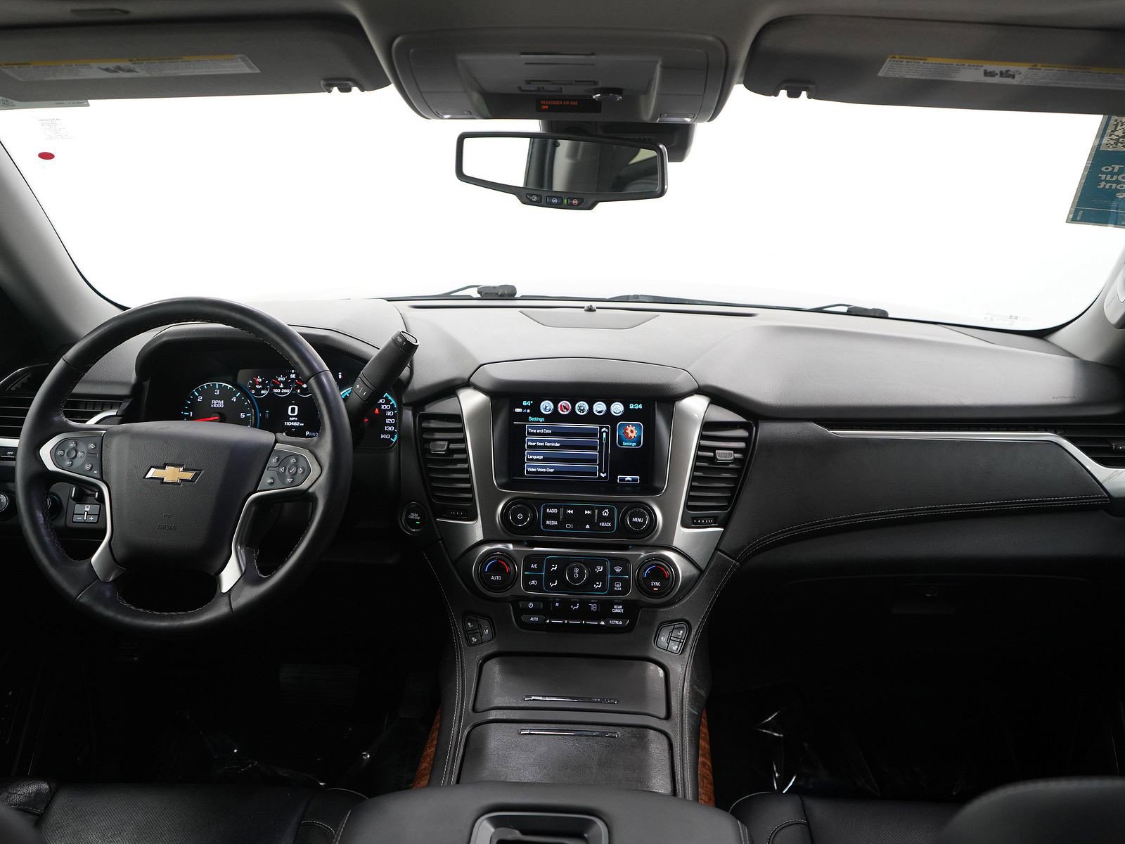 Used 2019 Chevrolet Suburban Premier AWD/4WD image 14