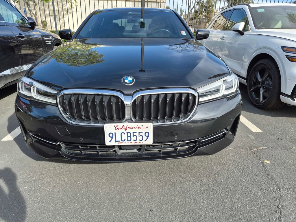 Used 2021 BMW 540i xDrive w/ Executive Package image 2